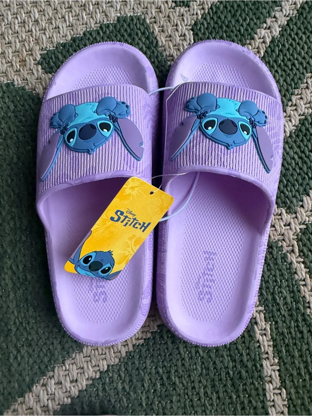 🌸🌸NWT Disney Lavender Slide Sandals with Stitch Graphic